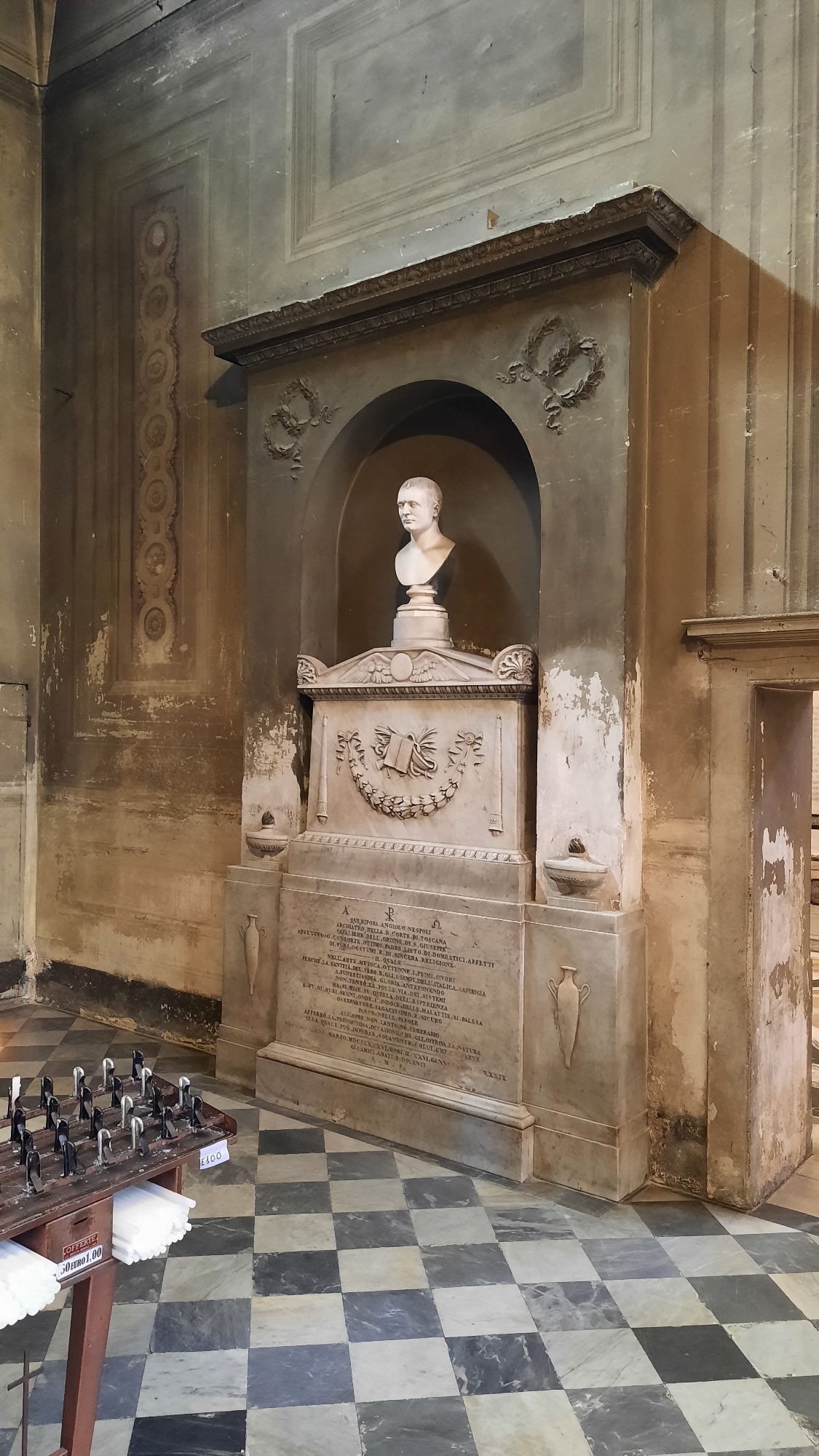 Angiolo Nespoli's tomb, Santissima Annunziata,  Florence - 02.jpg